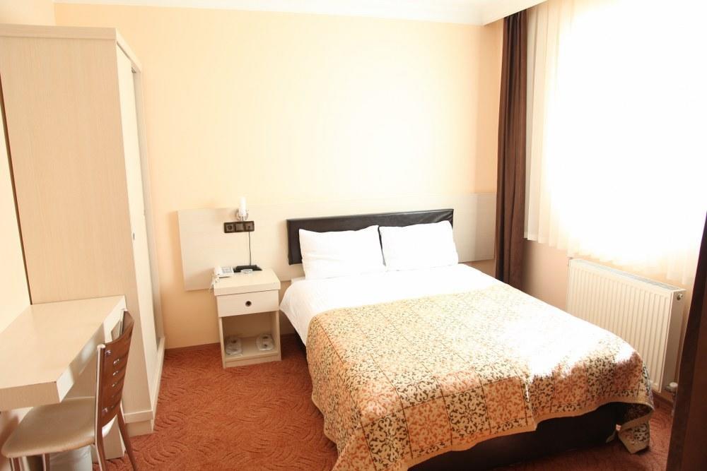 Corum Hattusirin Hotel מראה חיצוני תמונה